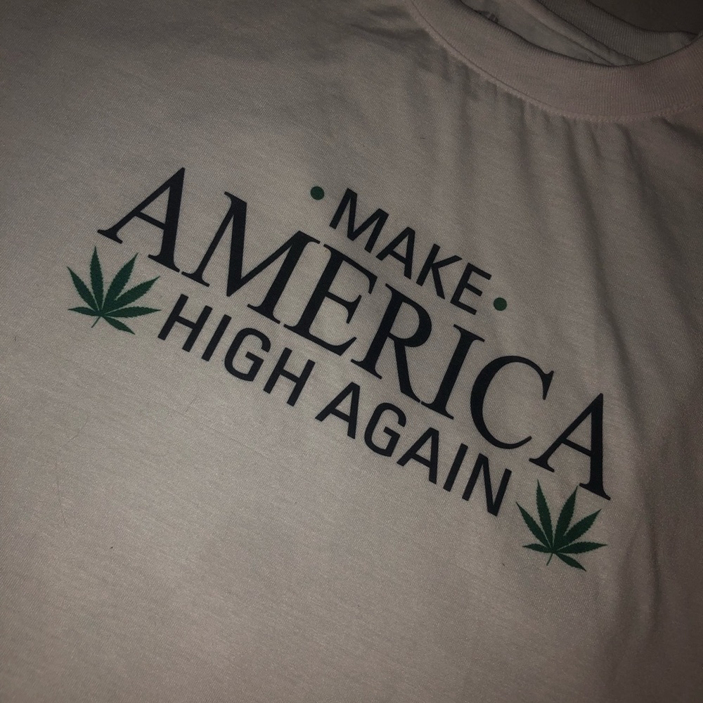 Mag + Shirt